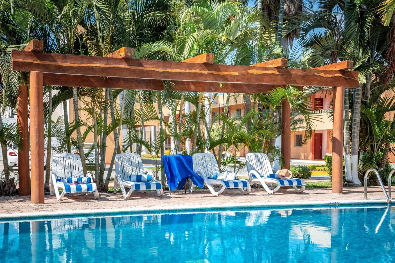 Tecnohotel Itzaes Merida Exterior photo